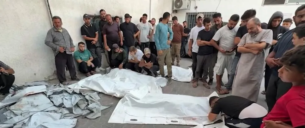 UM BOMBARDEIO ISRAELENSE NO PORTO DA CIDADE DE GAZA DEIXOU SEIS MORTOS E DOZE FERIDOS. / ENTRE AS VÍTIMAS ESTÁ UMA CRIANÇA.